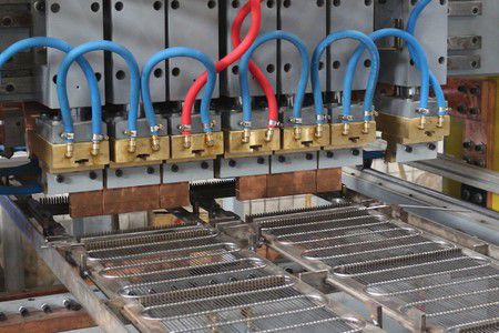Multi-head welding machine