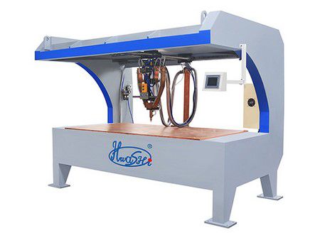 Overhead arm large-table spot welding machine